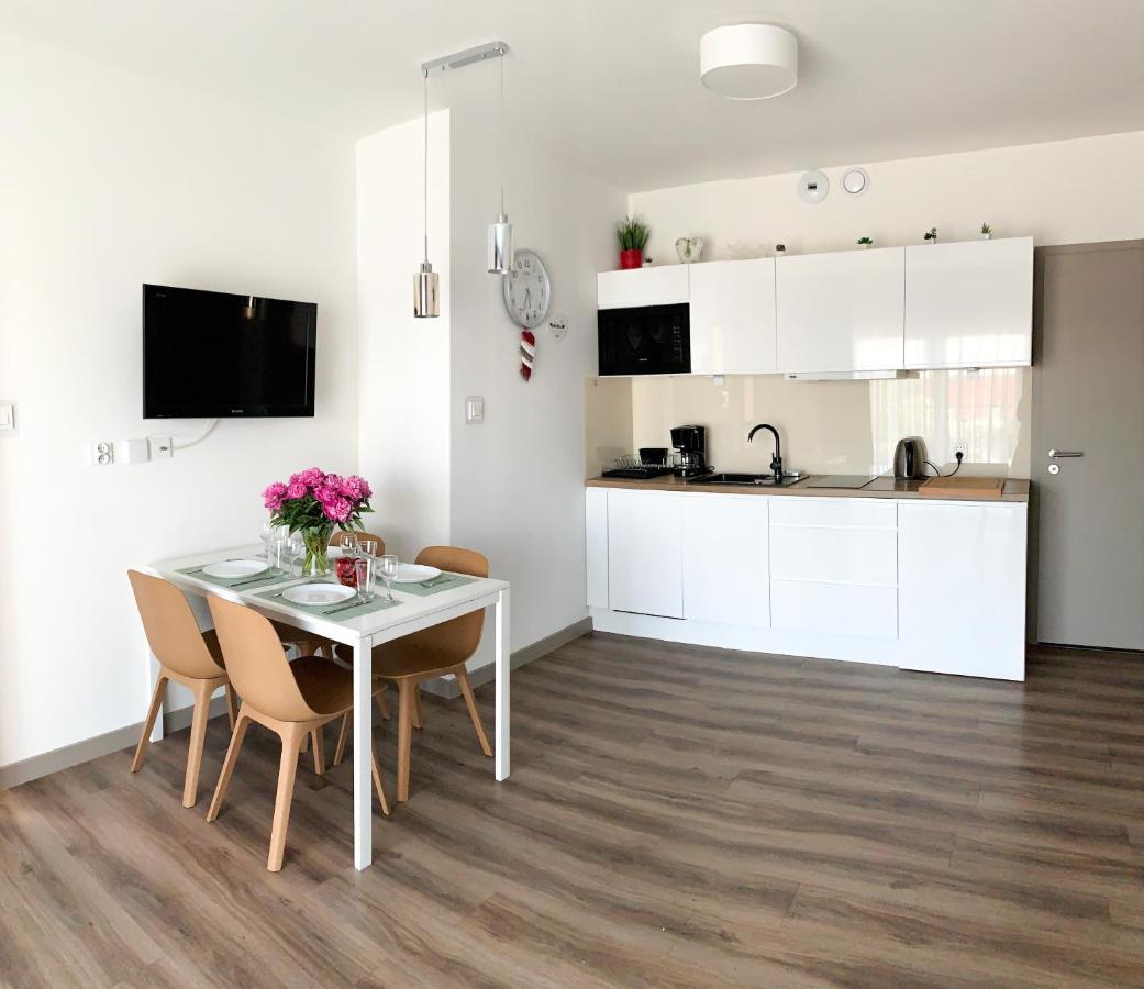 Apartament Livia Сяноженти Екстериор снимка